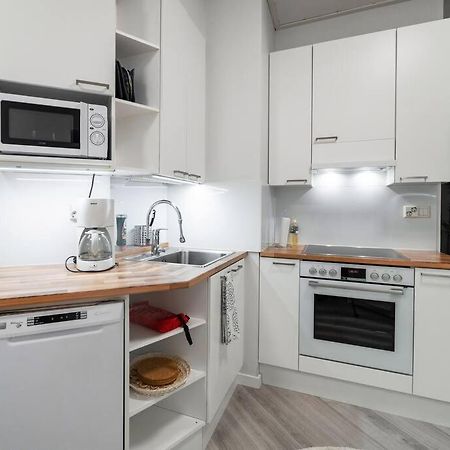Cozy Roomy Studio Flat Next To Tram Stop @ Kallio Helsinki Zewnętrze zdjęcie