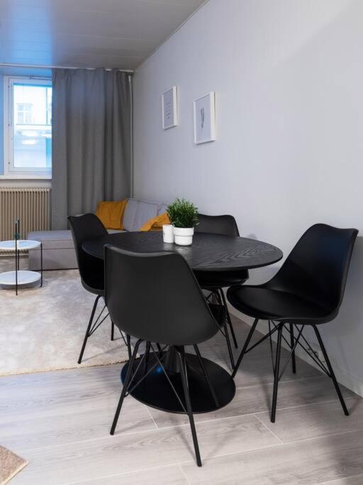 Cozy Roomy Studio Flat Next To Tram Stop @ Kallio Helsinki Zewnętrze zdjęcie